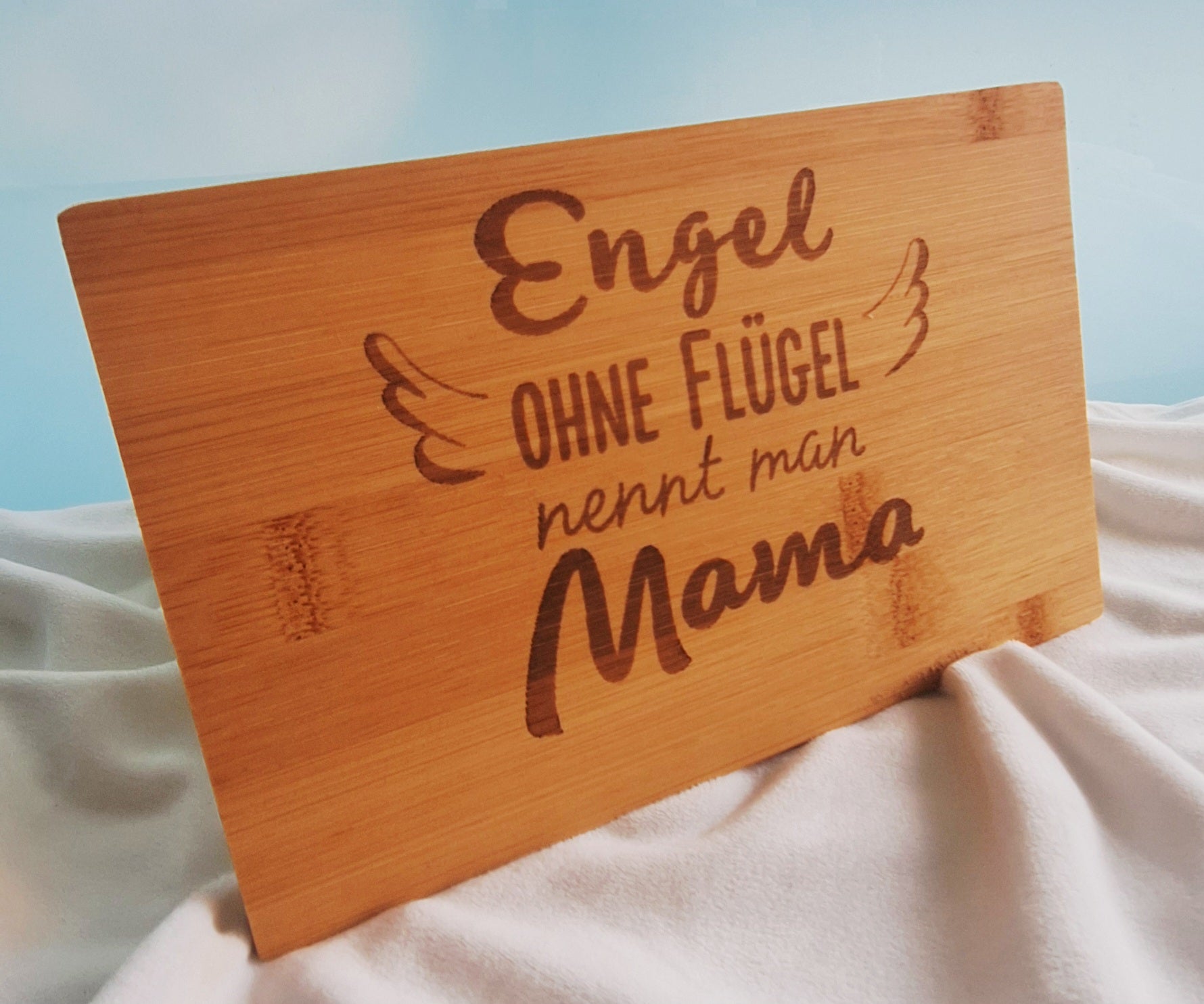 Schneide-Frühstücksbrett aus Bambus mit Mama - Engel Spruch (Bild mittig)