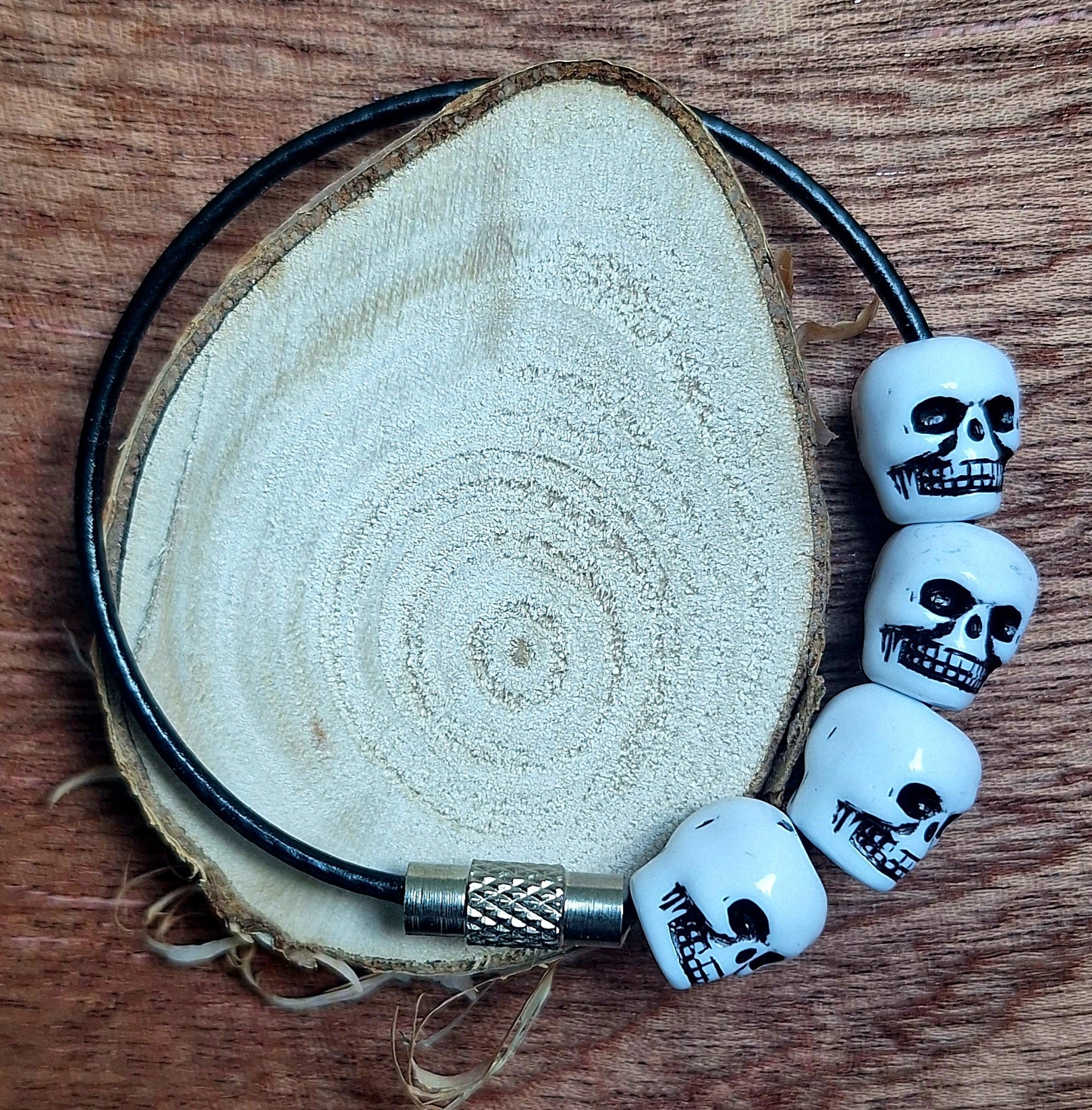 Schlüsselanhänger 4 Small Skull Black-Line