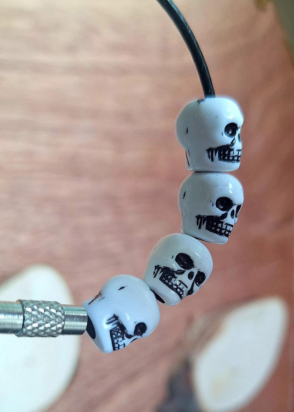 Schlüsselanhänger 4 Small Skull Black-Line