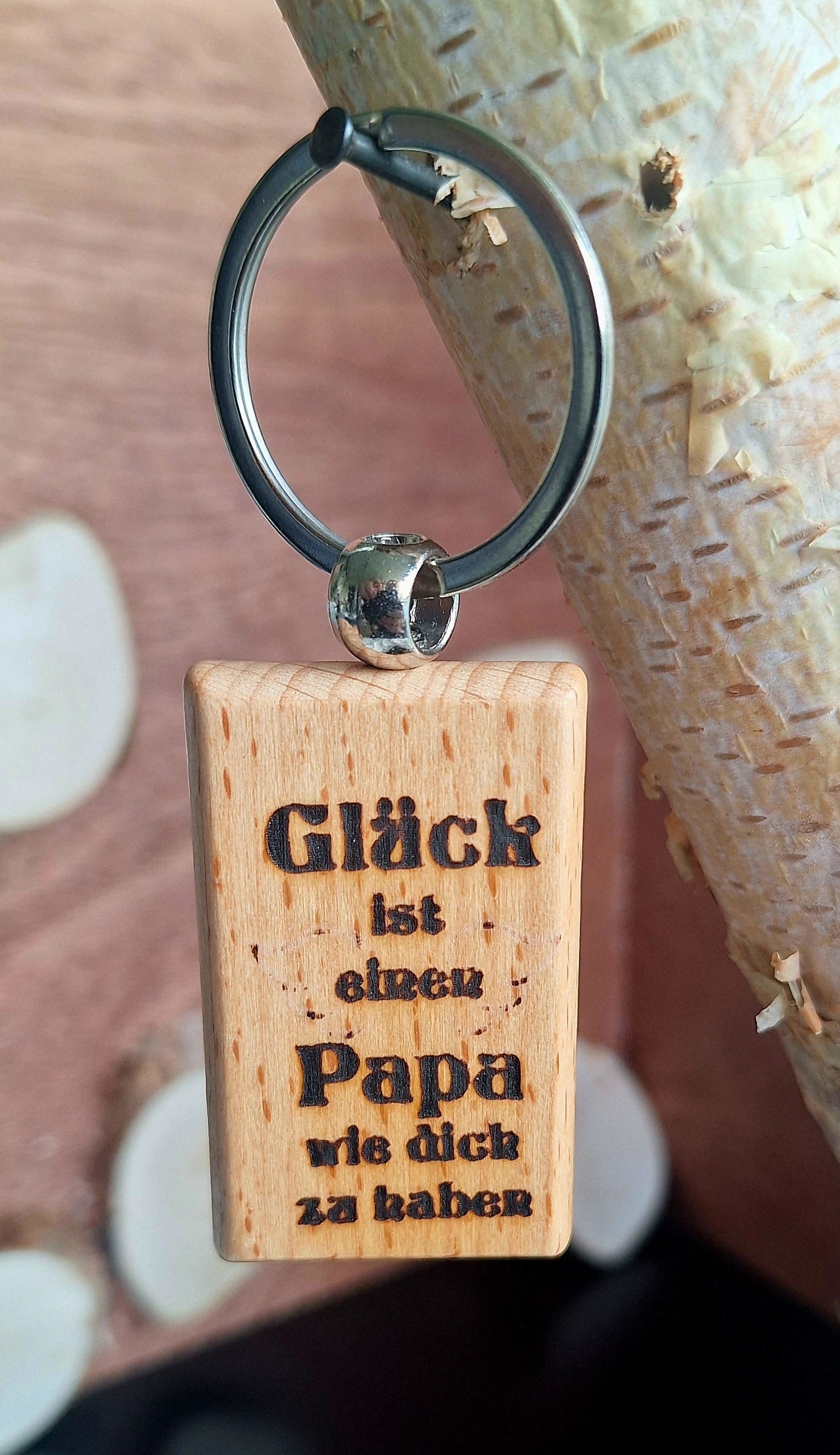 Schlüsselanhänger Rechteck Buche "Glück ist, einen Papa wie dich zu haben"