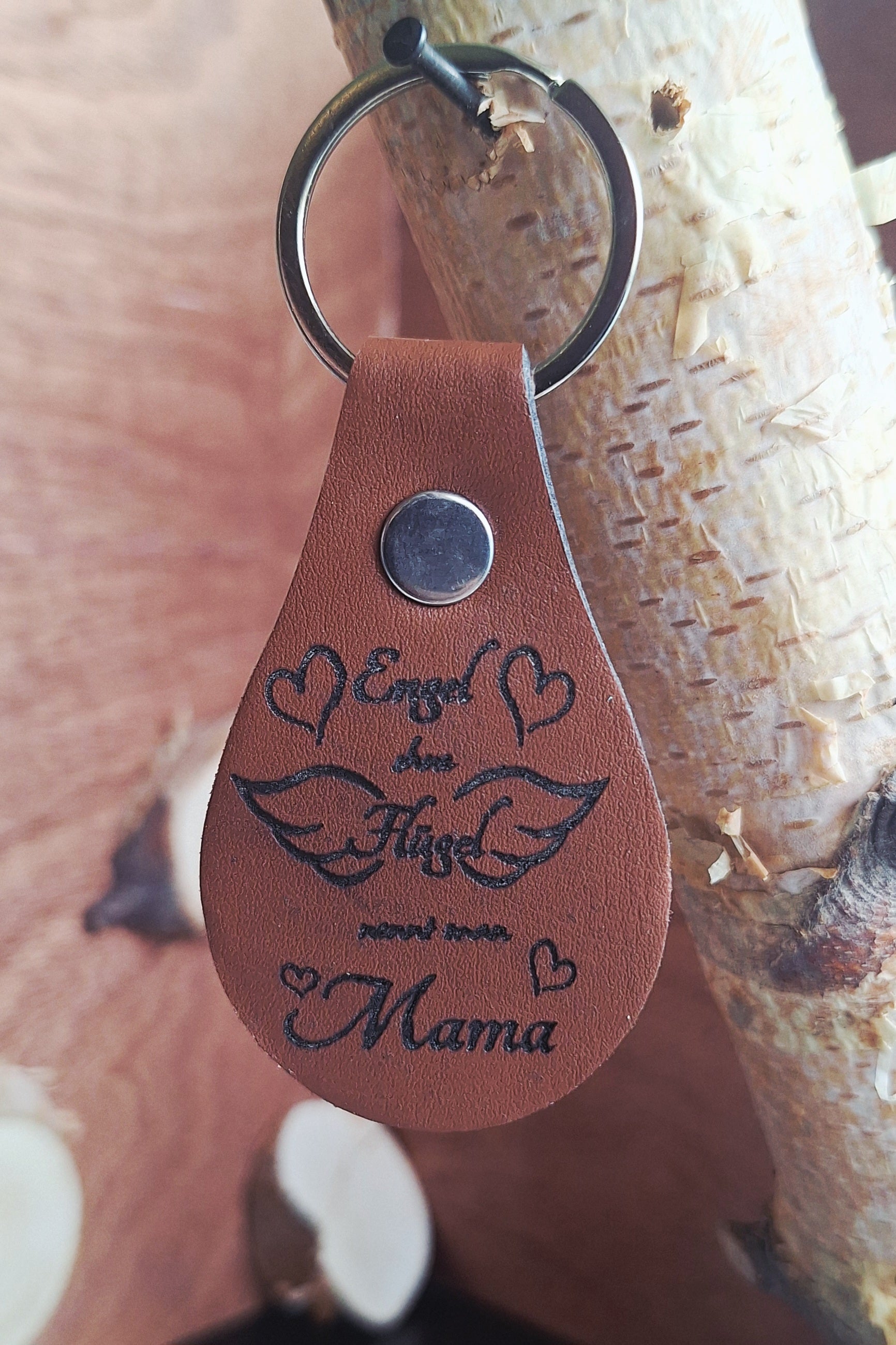 Schlüsselanhänger Leder Oval Braun "Engel ohne Flügel nennt man Mama"