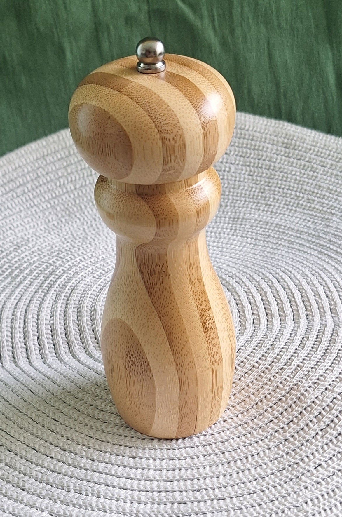 Handgedrechselte Pfeffermühle